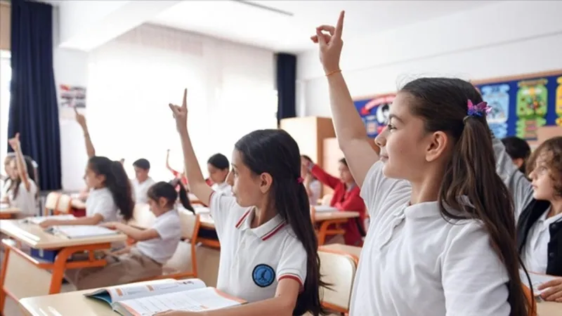 10 Kasım ŞOKU: Atatürk'ü Anma Günü'nde Tatil Mi İlan Edildi?