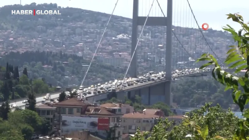 15 Temmuz Köprüsü'nde Bayram Çilesi: İstanbul'da Trafik Alarmı!