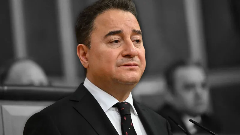 Ali Babacan'dan iktidara Papara tepkisi: Sayın Erdoğan, bu üçkağıtçılara niçin lisans verdiniz ya?