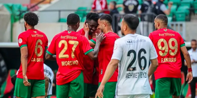 Amedsporlu Moreno'dan Şok Hamle! Sevgilisi İçin Nikah Masasına Oturdu