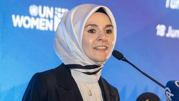 Bakan Göktaş: Depremden etkilenen kadınlara ve kız çocuklarına destek olmayı amaçlıyoruz