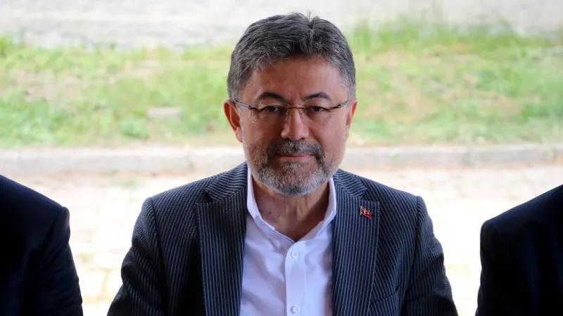 Bakan Yumaklı, AKP'ye destek istedi: Arkamızda olun; fırsat bulsalar bizi Gazze'den beter ederler