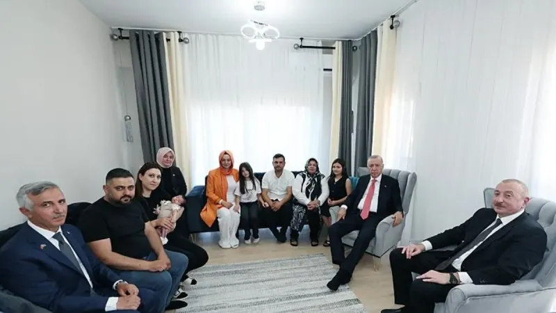 Erdoğan ve Aliyev'den Duygulandıran Ziyaret! Gözyaşları Sel Oldu