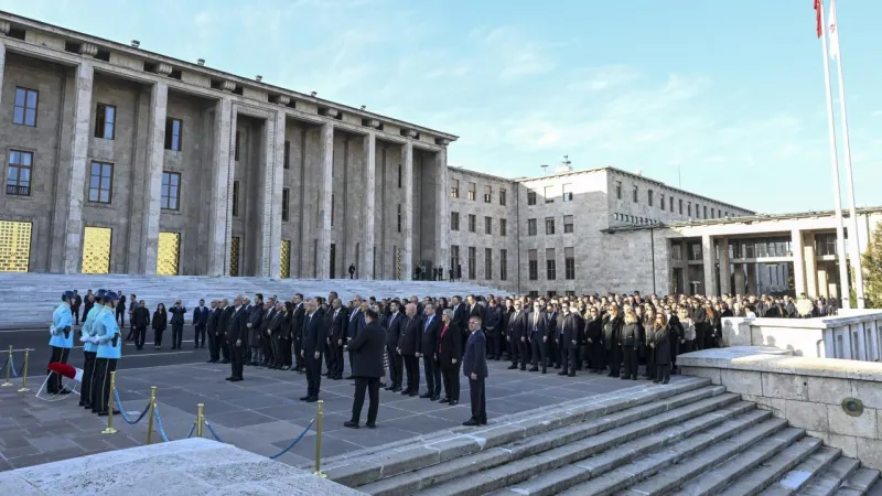 Atatürk'e Veda: TBMM'de Duygu Dolu Anma Töreni!