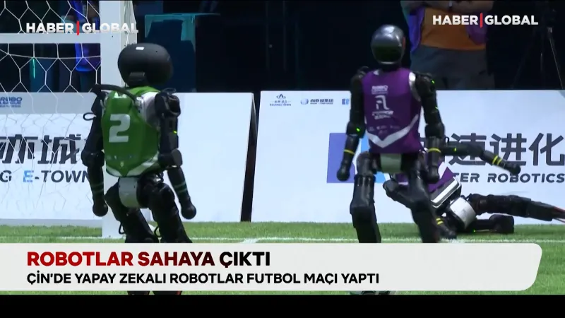 Çin’de robotlar futbol oynadı