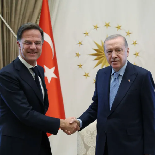 Cumhurbaşkanı Erdoğan, NATO lideriyle görüştü