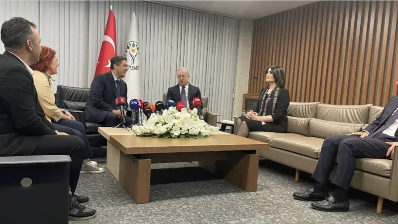 DEM Parti'ye MHP'den Sürpriz Bayram Ziyareti! Neler Konuşuldu?