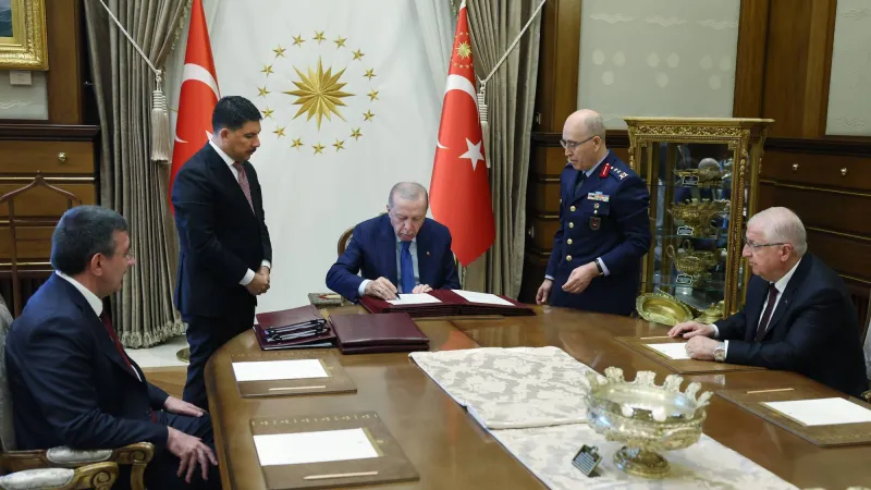 Şok İstifa! Metin Gürak Neden Emekli Edildi? İşte Perde Arkası