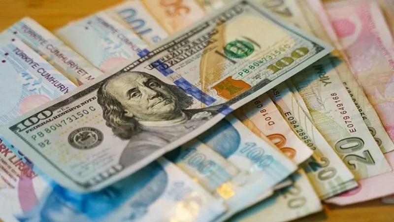 Dolar Uçacak Mı? Dev Bankadan Korkutan Dolar/TL Tahmini!