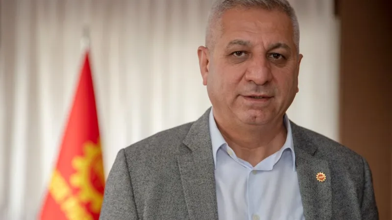 EMEP Genel Başkanı Aslan: Grev haktır, belediye başkanı da yapsa grev kırıcılığı suçtur