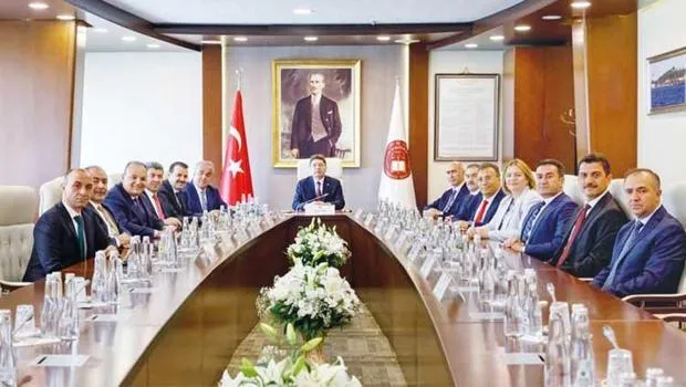 HSK'da Şok Değişim! Yeni Başkanlar ve Üyeler Göreve Başladı