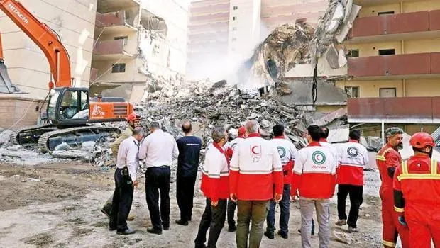 İran'dan İsrail'e Füze Yağmuru! Savaş mı Çıkıyor?