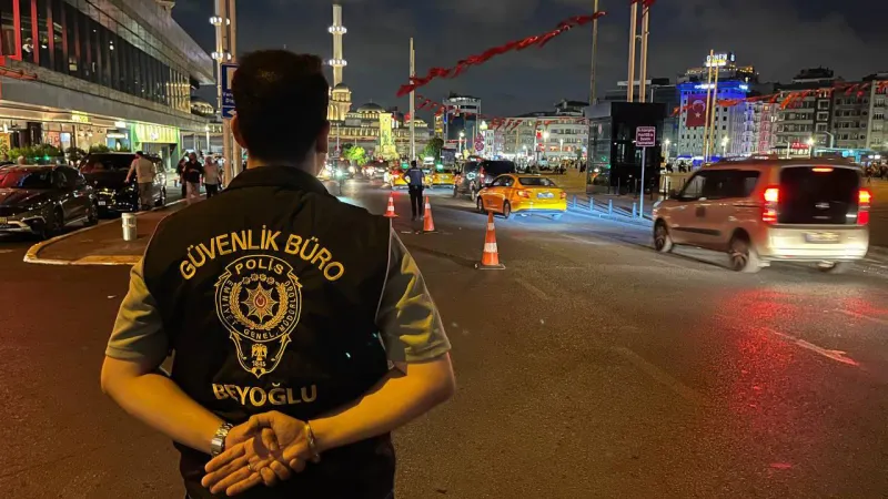 İstanbul'da huzur uygulaması: 1022 gözaltı