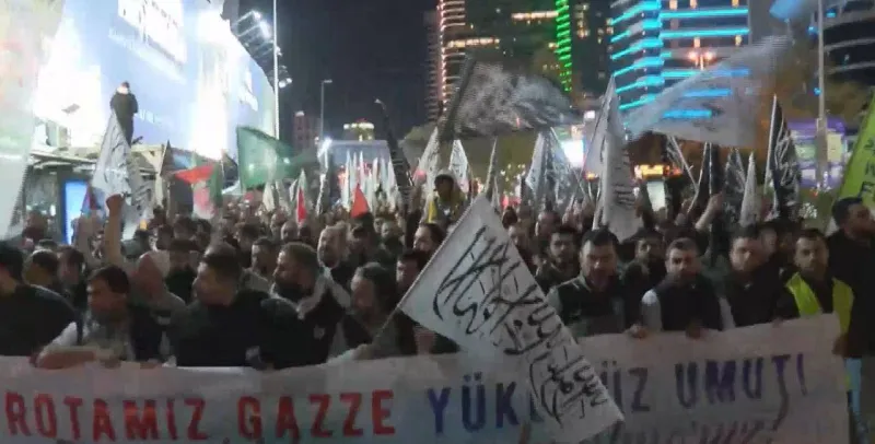 İstanbul'da Konsolosluk Önünde İsrail'e Şok Tepki! Neler Oluyor?