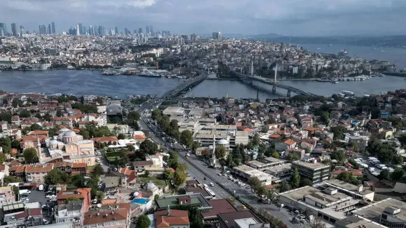 İstanbul'daki 6,2'lik deprem sonra fiyatları yükselten emlakçılara büyük ceza