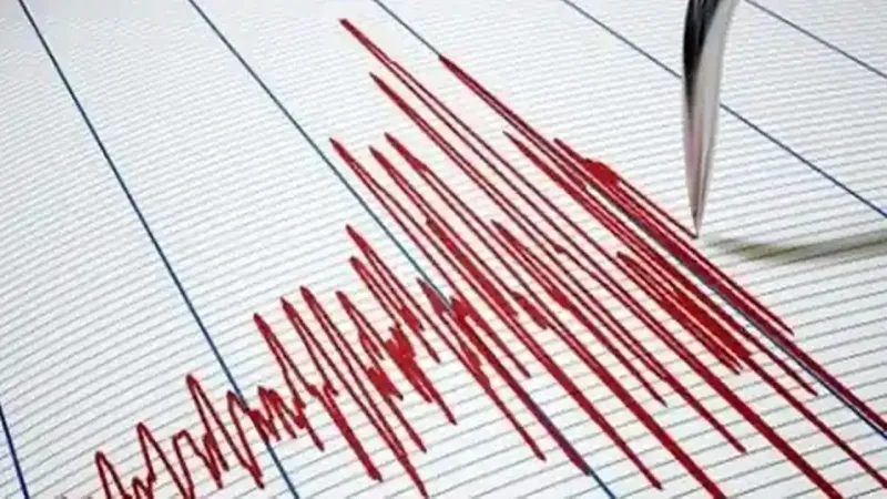 Silivri'de Korkutan Deprem! İstanbul Sallandı mı? İşte Detaylar