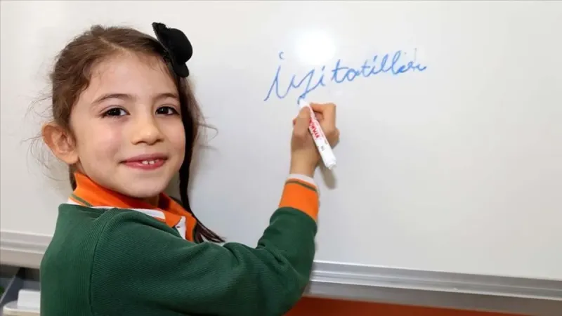 KASIM ARA TATİLİ 2025 | İlk ara tatil ne zaman? MEB takvimiyle Kasım ara tatili hangi gün başlıyor?