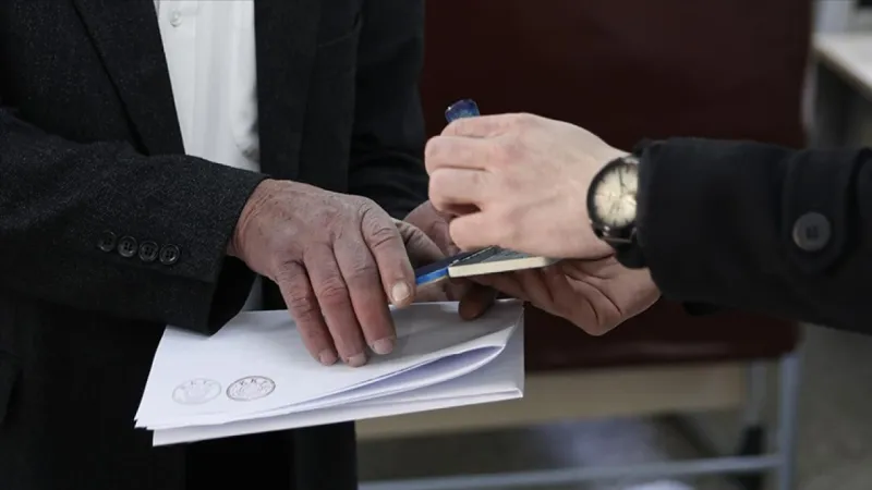 KKTC cumhurbaşkanı seçimi için sandık başında