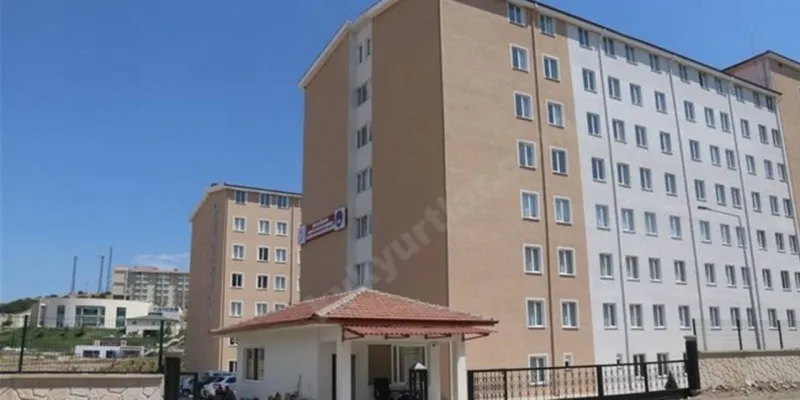 KYK'da zehirlenme vakası: 80 kız öğrenci hastaneye başvurdu