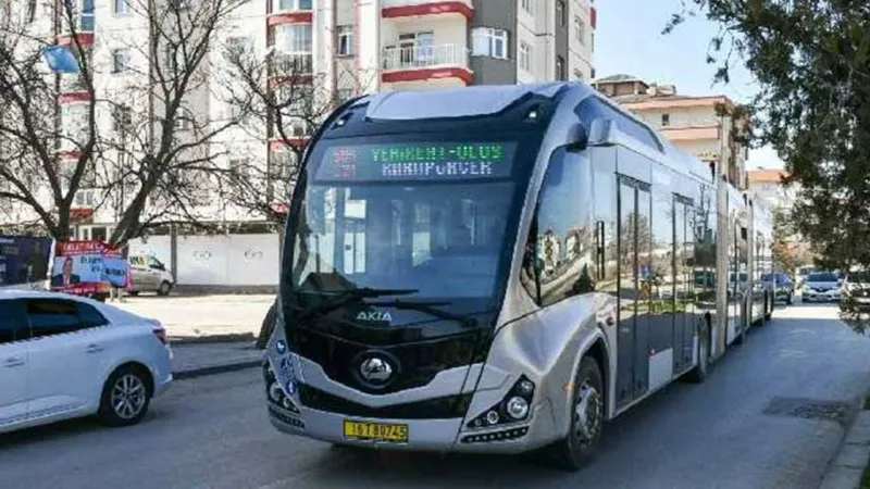 Metrobüsler Ankara'ya geliyor