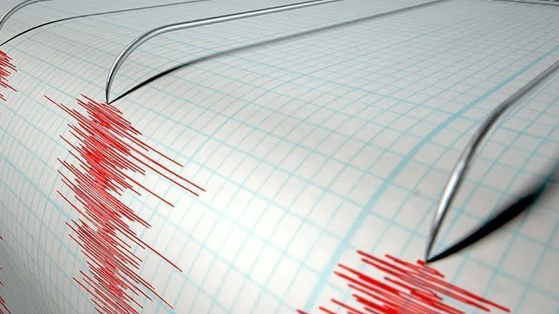 Myanmar'da Şiddetli Deprem! Hindistan Sınırı Sallandı!