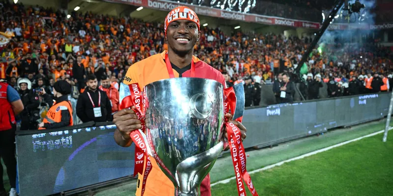 Osimhen Fenerbahçe'ye mi? Ali Koç'tan Şok Transfer Açıklaması!