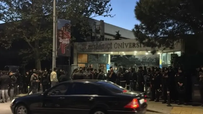 Boğaziçi'nde Şok Saldırı! Polis Yaralı, Gözaltılar Var!