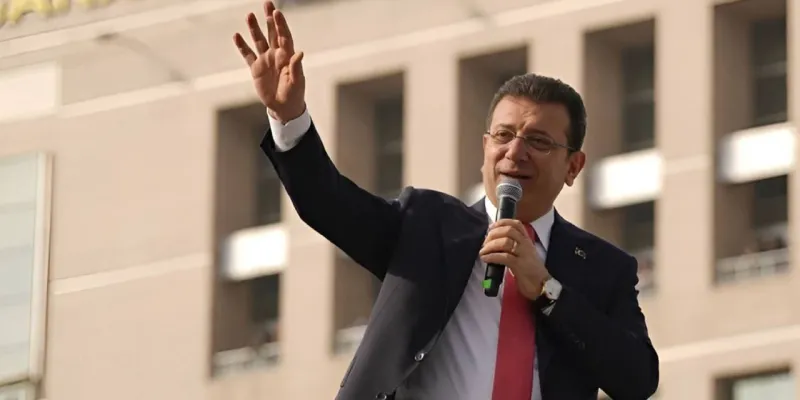 İmamoğlu'ndan Kritik Çağrı: Beyazıt Meydanı'nda Neler Olacak?
