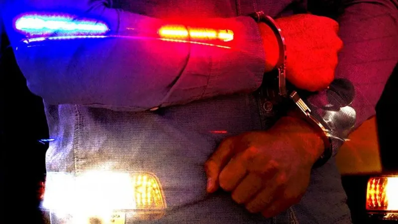 İstanbul'da Şok Operasyon! Suç Örgütüne Baskın, 16 Gözaltı!
