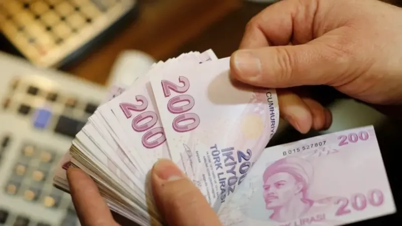 Emekli ve Memur Zammı: Temmuz Ayı Maaşları Ne Kadar Artacak?
