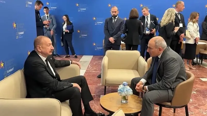 Aliyev ve Paşinyan Tiran'da Buluştu: Barış Umutları Arttı mı?