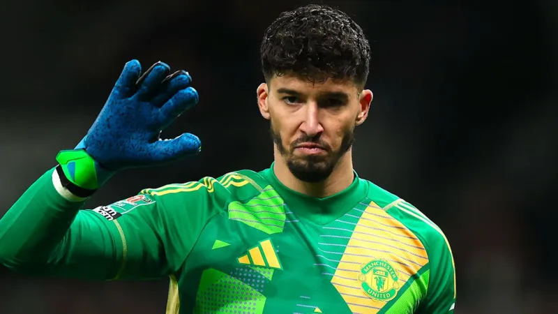 Altay Bayındır'a West Ham'dan Şok Gönderme! Olay Paylaşım