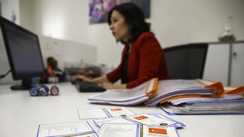 Noterlerde hafta sonu nöbetleri zorunlu hale getirildi