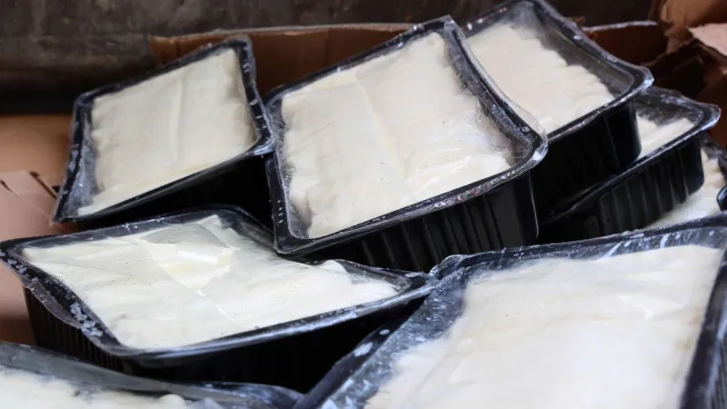 Otobüsle taşınan 700 kilogram peynir imha edildi