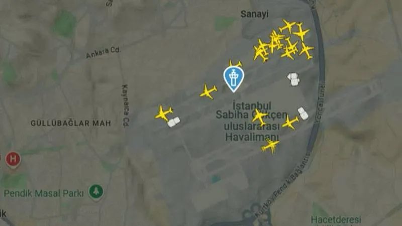 Sabiha Gökçen Havalimanı'na inen yolcu uçağına 'lazer' tacizi; kule ile pilotun telsiz konuşmalarına yansıdı