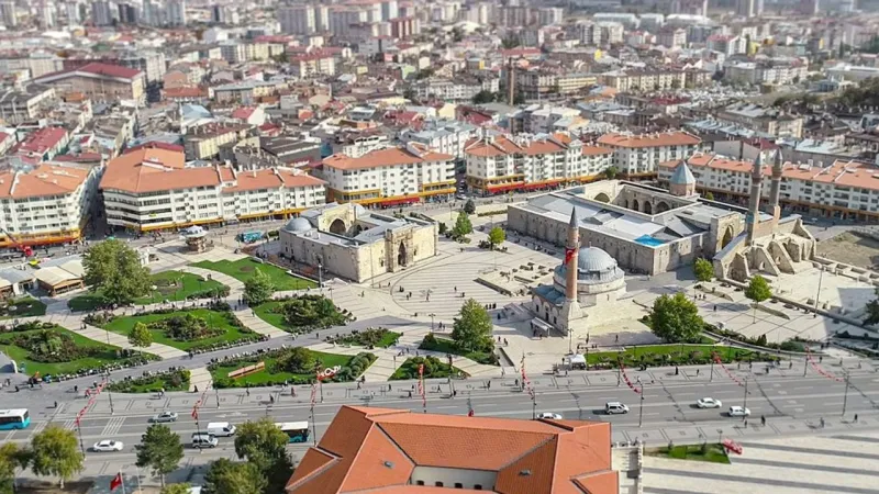 Sivas’ta yapı ruhsatı verilen daire sayısı yüzde 119 arttı