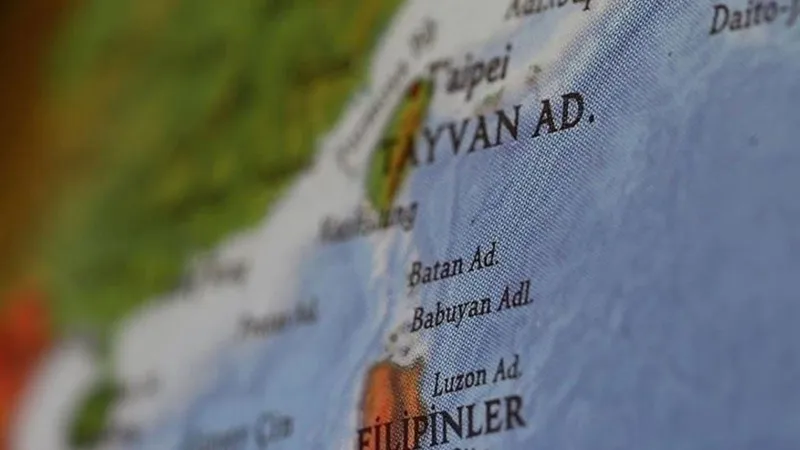 Tayvan: Ada çevresinde Çin'e ait 31 askeri hava aracı ve 10 gemi görüldü