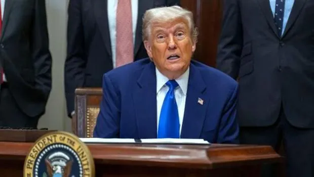 Trump'tan Şok İran İsrail Barış İddiası! Görüşmeler Sürüyor Mu?