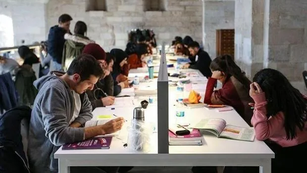 Katar'da Türk Öğrencilere Burs Müjdesi! İşte Detaylar