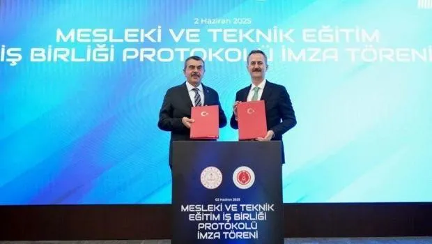 Türkiye'de bir ilk! MEB ve SSB arasında iş birliği protokolü imzalandı