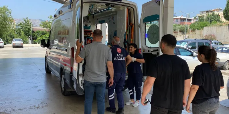 Arazöz Devrildi! Yangına Giderken Kaza: 2 Yaralı