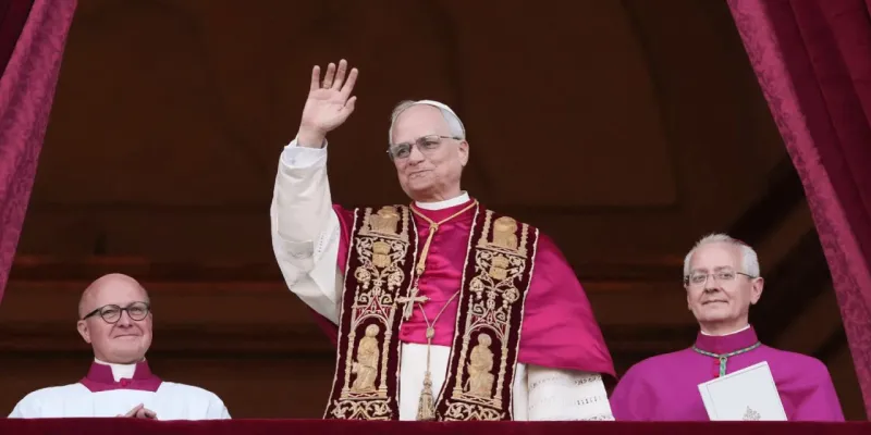 Papa 14. Leo'nun Şok Eden Akraba Listesi! Kimler Yok ki?