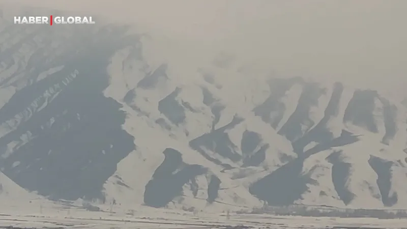 Yüksekova’nın dağları beyaza büründü, manzarası ise büyüledi